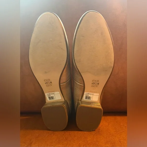 Dune London Bracket Gold Leather Block Heel Pumps 39 US 8.5 Wide - Picture 9 of 12